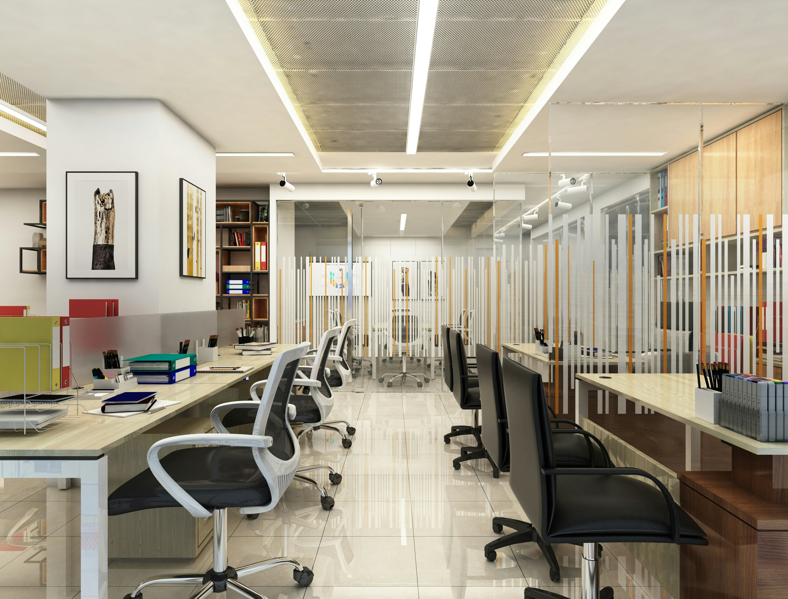 Open-space lumineux : vitrophanie à bandes, mobilier et cloisons habillés